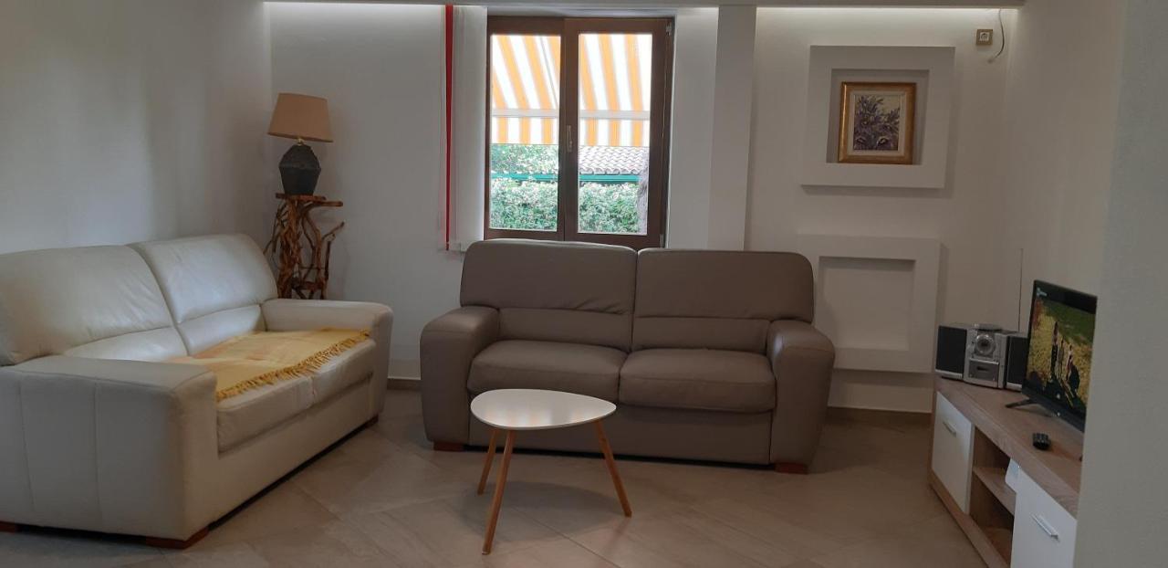 Apartman Oliver Apartment