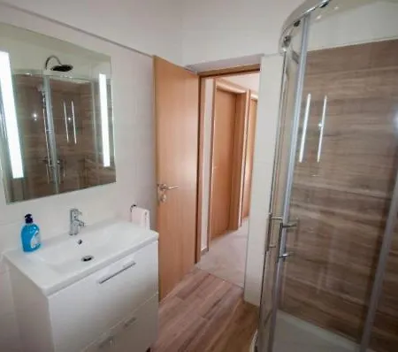 Apartman Oliver Lägenhet Novigrad Istria Exteriör bild